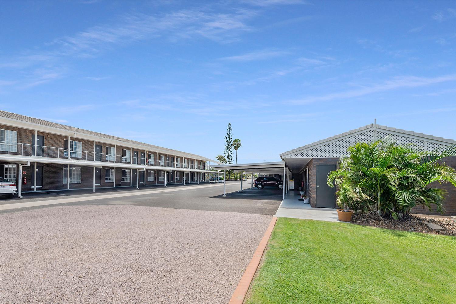 Takalvan Motel Bundaberg Extérieur photo