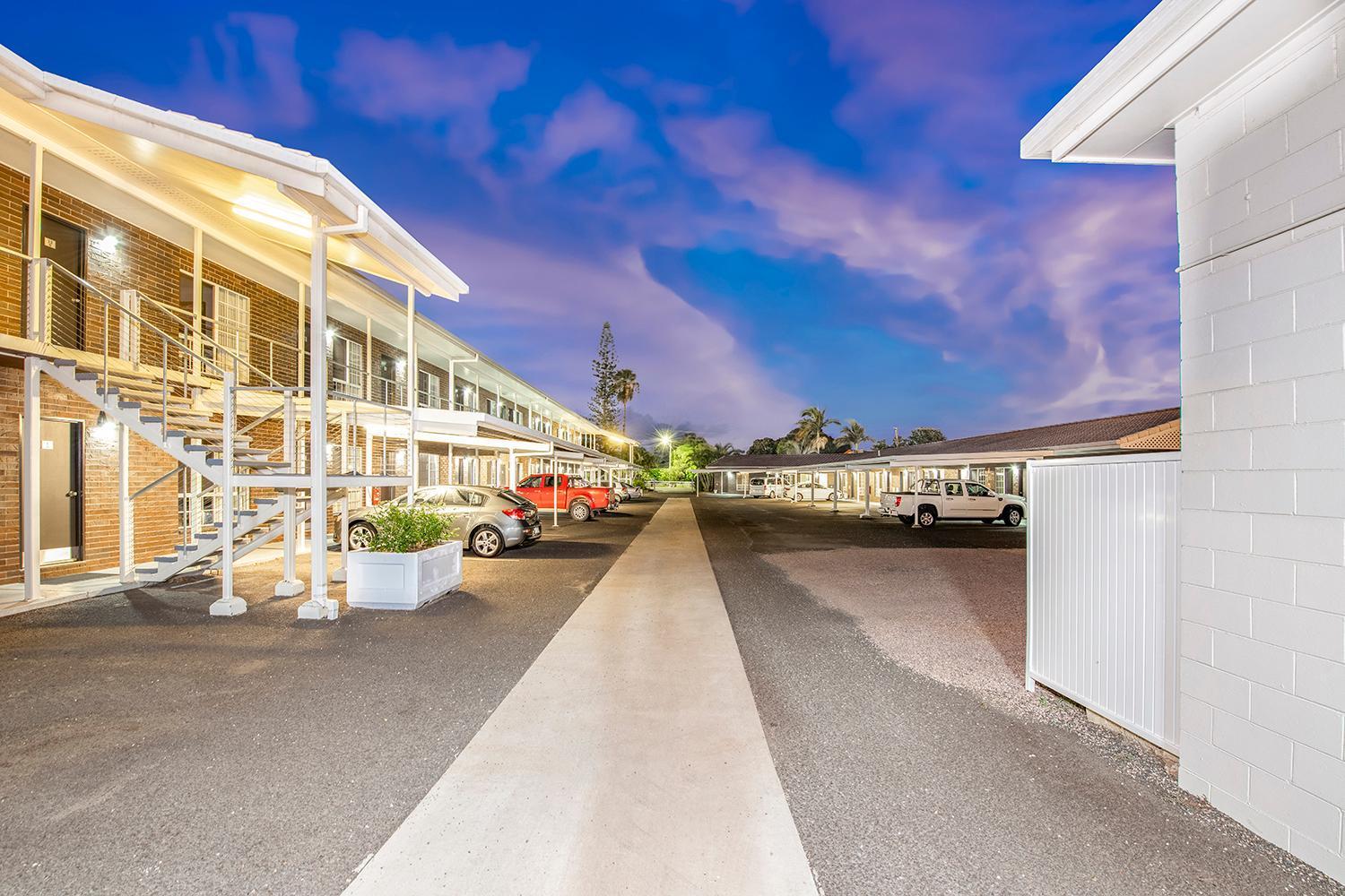 Takalvan Motel Bundaberg Extérieur photo