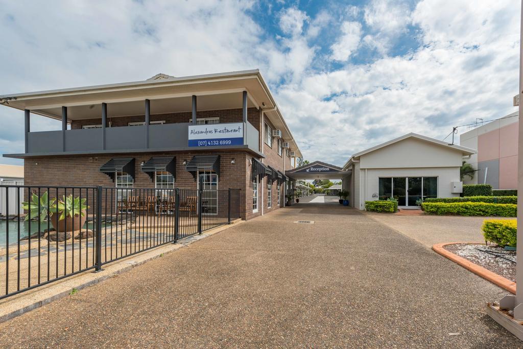 Takalvan Motel Bundaberg Extérieur photo